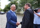 1. August 2019: Bayerns Innenminister Joachim Herrmann eröffnet gemeinsam mit Sachsens Innenminister Prof. Dr. Roland Wöller und dem Präsidenten der Bundespolizeidirektion Pirna, André Hesse, das gemeinsame Fahndungs- und Kompetenzzentrum 'Vogtland' in Plauen. Dort arbeitet die Bayerische Polizei mit der Polizei Sachsen und der Bundespolizei zusammen. "Vor allem geht es uns um eine engere Abstimmung und Koordinierung der Polizeiarbeit in der Grenzregion zwischen Bayern und Sachsen", erklärte Herrmann. 